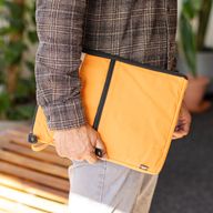 Plátenné cestovné puzdro na notebook – oranžové