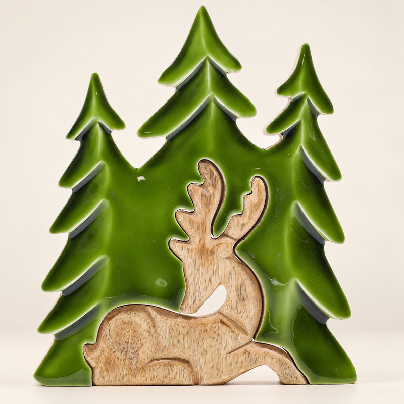 Stratený v lese – 3D drevená dekorácia Jeleň v lese – 23x20 cm