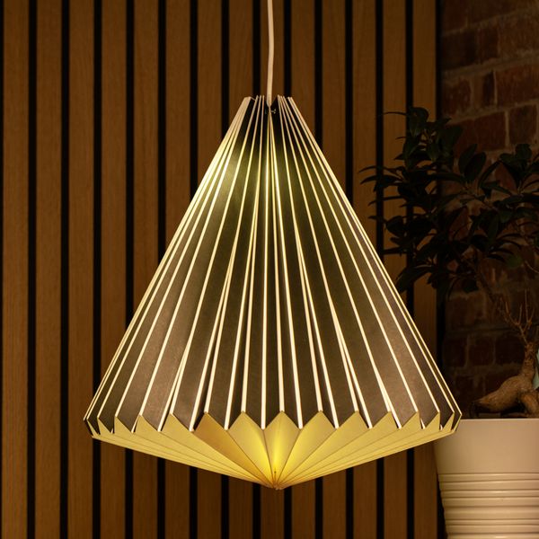 Čierne geometrické papierové tienidlo na lampu v tvare kužeľa - veľké