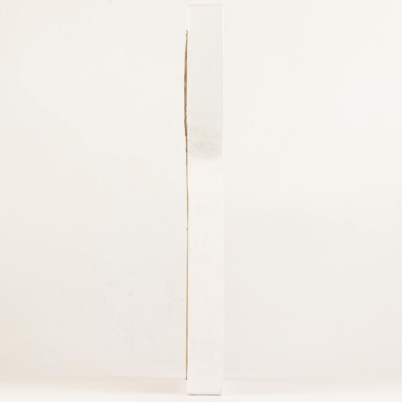 Anjel z mangového dreva – bielený s vyrezávanou železnou dekoráciou – 39 cm
