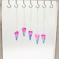 Šesťhranné kyvadlo – Aurora Crystal ružovo-modré