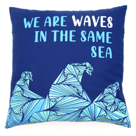 3x Bavlnená Obliečka na Vankúš s Potlačou - We are Waves - Sivá, Modrá a Prírodná