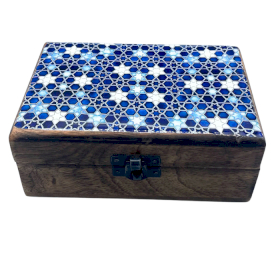 Stredná Drevená Krabička s Keramickou Glazúrou - 15x10x6cm - Modré Hviezdy