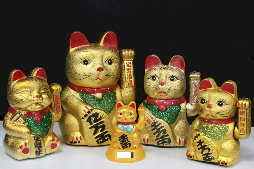 Mávajúce Mačky pre Šťastie - Čína